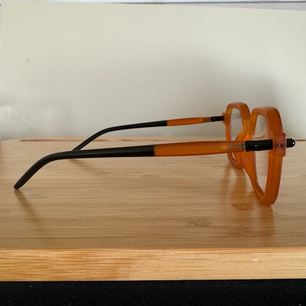 Reading Glasses +1.75 in Orange - Picture 4 of 6